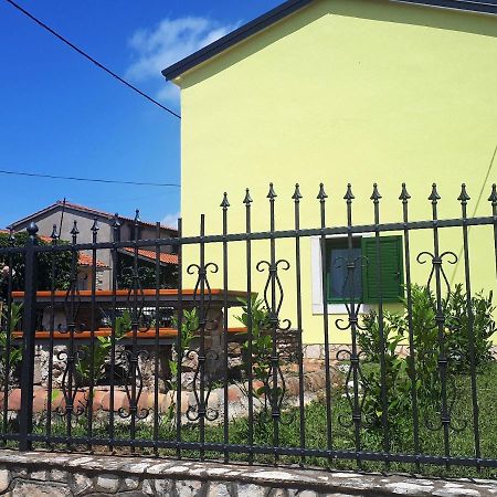 Apartment Terra Rossa Kaštelir Eksteriør bilde