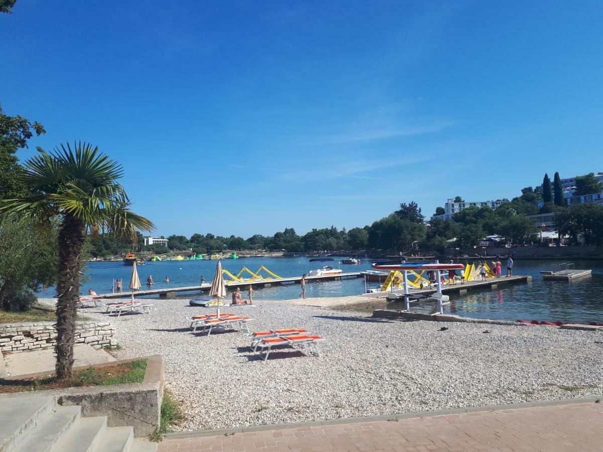 Apartment Terra Rossa Kaštelir Eksteriør bilde