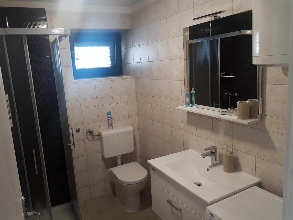 Apartment Terra Rossa Kaštelir Eksteriør bilde