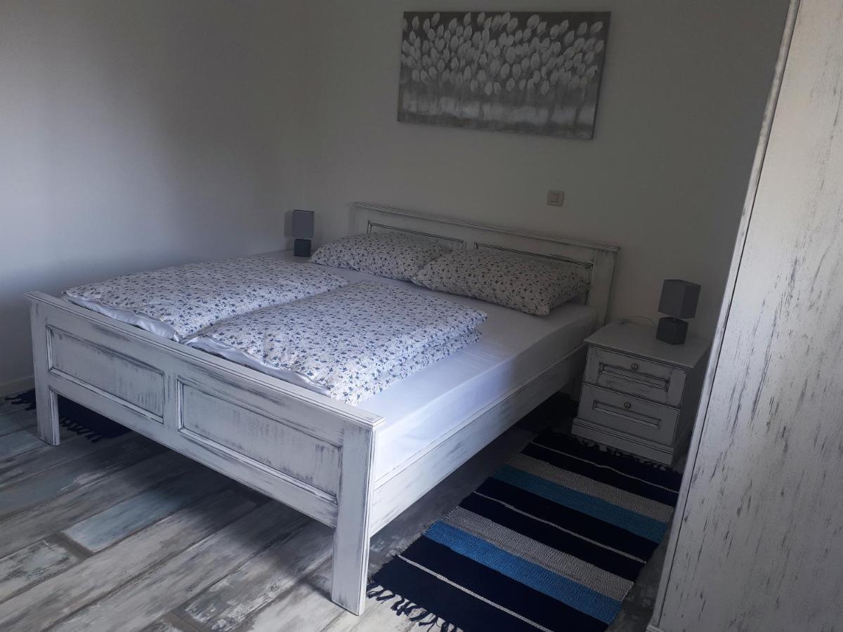 Apartment Terra Rossa Kaštelir Eksteriør bilde